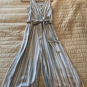 Gap cropped jumpsuit
